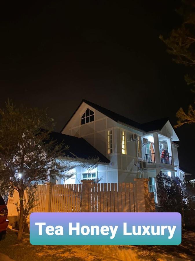 Tea Honey Luxury Malacca Exterior photo