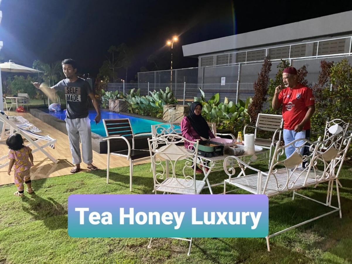 Tea Honey Luxury Malacca Exterior photo