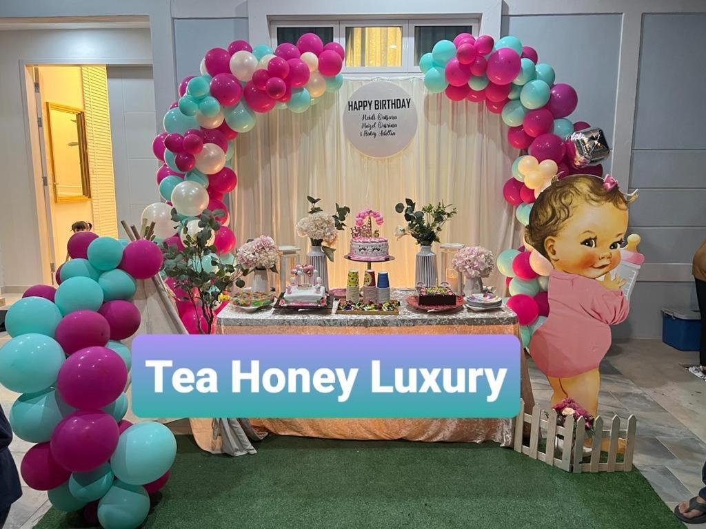 Tea Honey Luxury Malacca Exterior photo