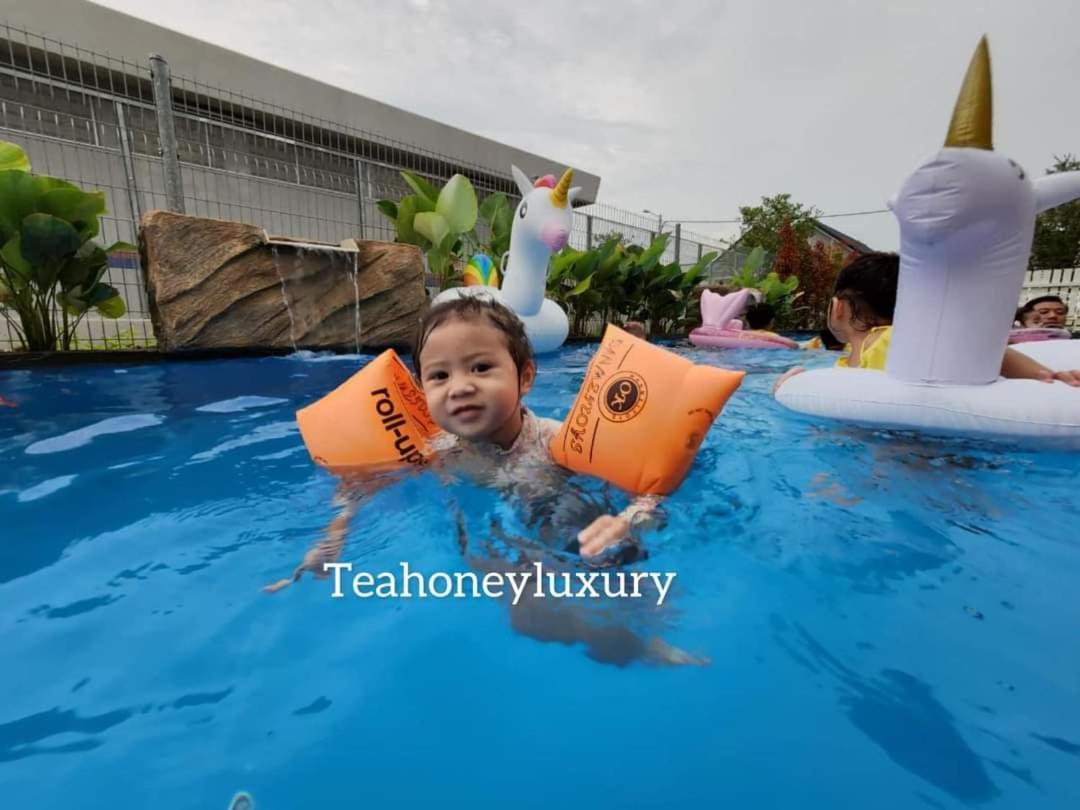 Tea Honey Luxury Malacca Exterior photo